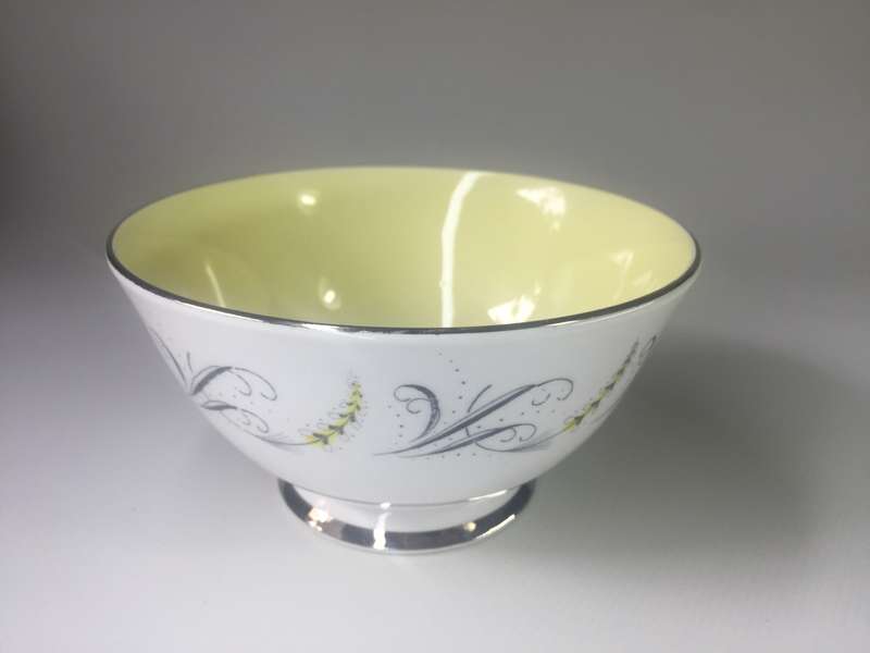 ROYAL STANDARD ' MELODY ' SUGAR BOWL