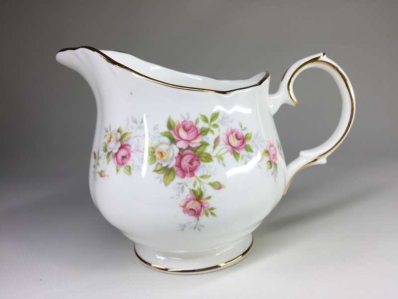 DUCHESS  ' JUNE BOUQUET ' MILK JUG / CREAMER