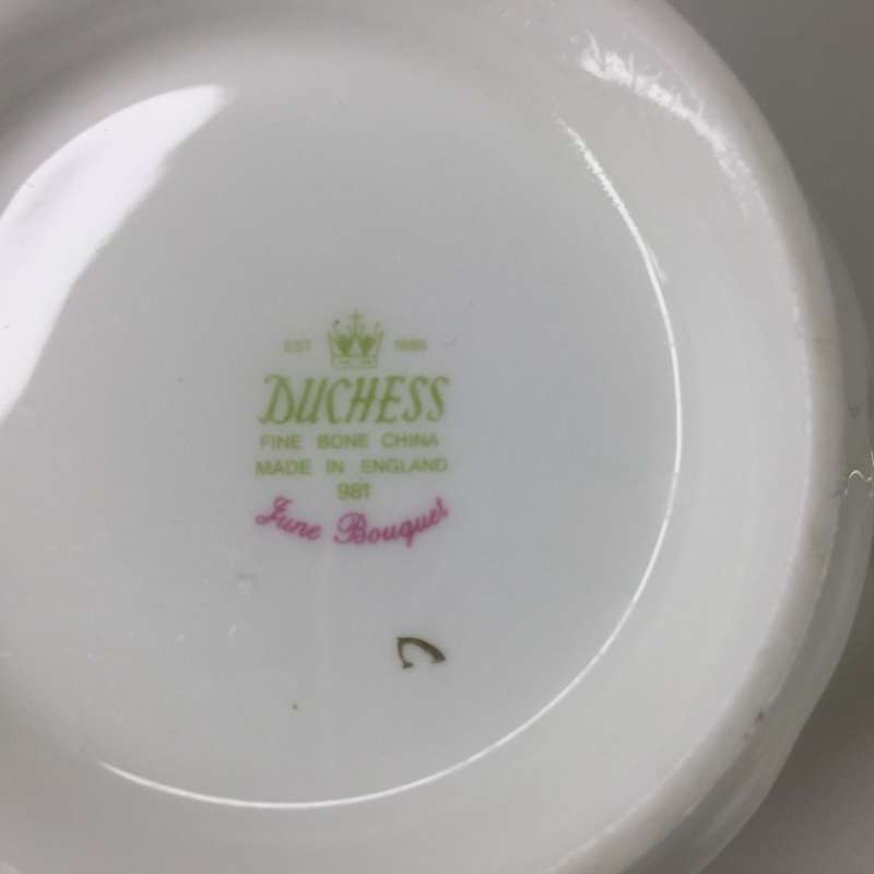 DUCHESS  ' JUNE BOUQUET ' MILK JUG / CREAMER