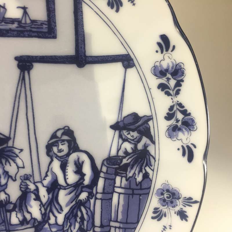 DELFT PORCELAIN CABINET DISPLAY / WALL PLATE  ' DE TABAKIER '