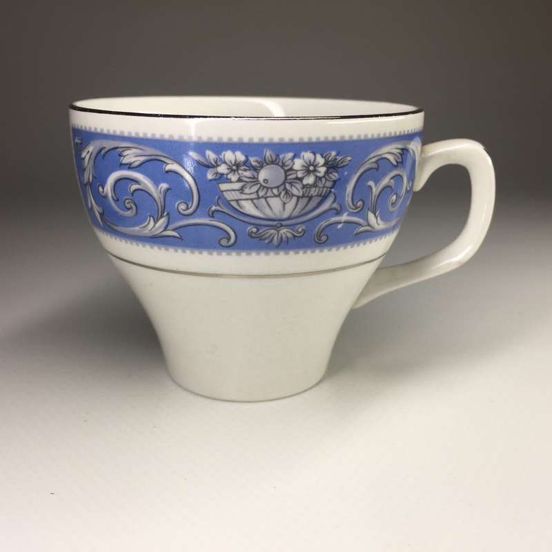 WOODS ENGLAND  SET OF 7  ,DEMITASSE DUOS  ' LUCERNE'  PATTERN