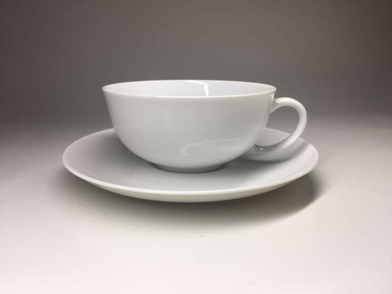ARZBERG PORZELLAN MANUFACTUR  A VINTAGE 1930.S WHITE TRANSLUCENT PORCELAIN COFFEE DUO