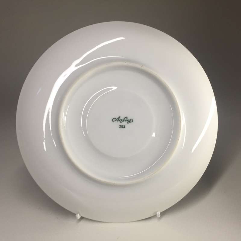ARZBERG PORZELLAN MANUFACTUR  A VINTAGE 1930.S WHITE TRANSLUCENT PORCELAIN COFFEE DUO