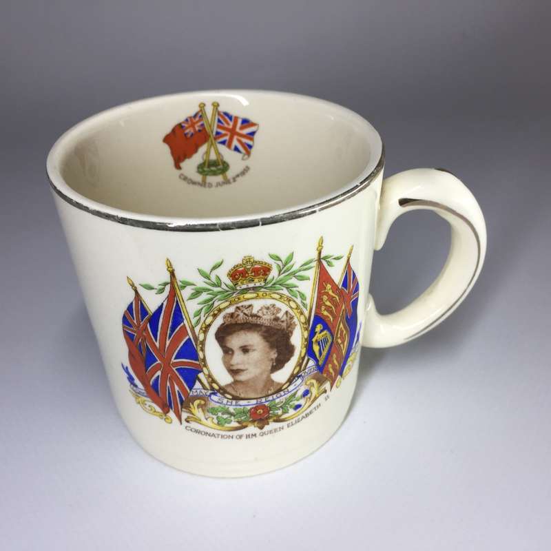 ALFRED MEAKIN ENG. Mug Commemorating the Coronation of H M Queen Elizabeth II , June 2nd. 1953