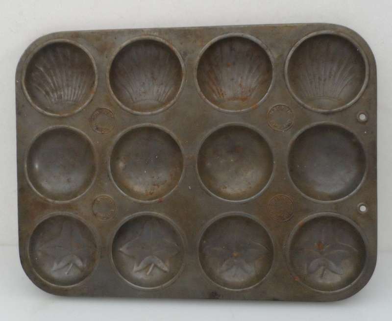 BAKING TRAY, VINTAGE FOR TARTLETS, MINI PASTRIES, BISCUITS 3 DIFFERENT DESIGNS  12 individual moulds