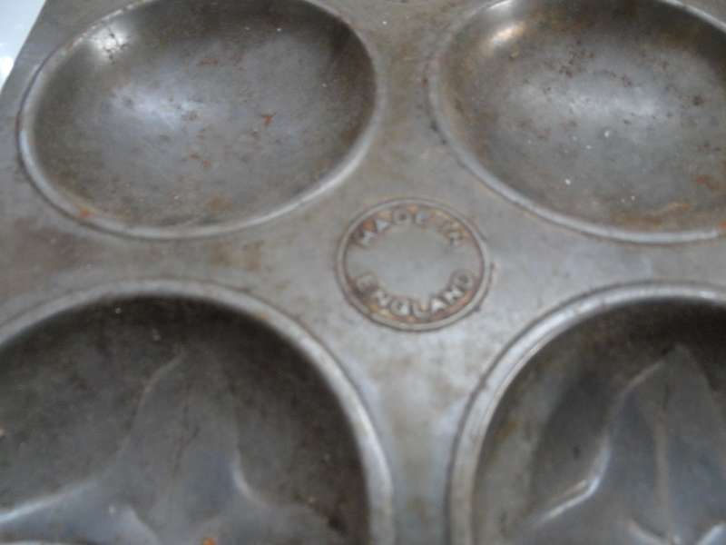 BAKING TRAY, VINTAGE FOR TARTLETS, MINI PASTRIES, BISCUITS 3 DIFFERENT DESIGNS  12 individual moulds