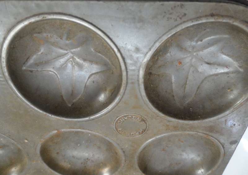 BAKING TRAY, VINTAGE FOR TARTLETS, MINI PASTRIES, BISCUITS 3 DIFFERENT DESIGNS  12 individual moulds