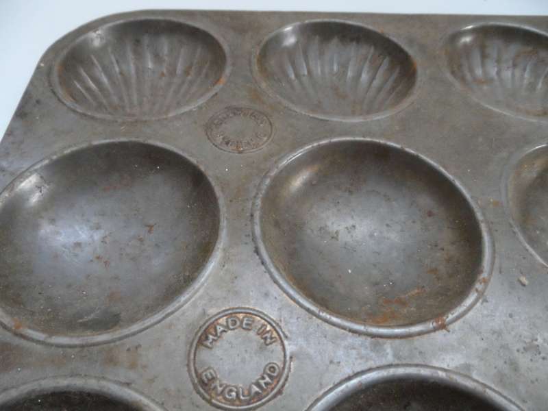 BAKING TRAY, VINTAGE FOR TARTLETS, MINI PASTRIES, BISCUITS 3 DIFFERENT DESIGNS  12 individual moulds