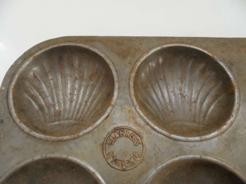 BAKING TRAY, VINTAGE FOR TARTLETS, MINI PASTRIES, BISCUITS 3 DIFFERENT DESIGNS  12 individual moulds