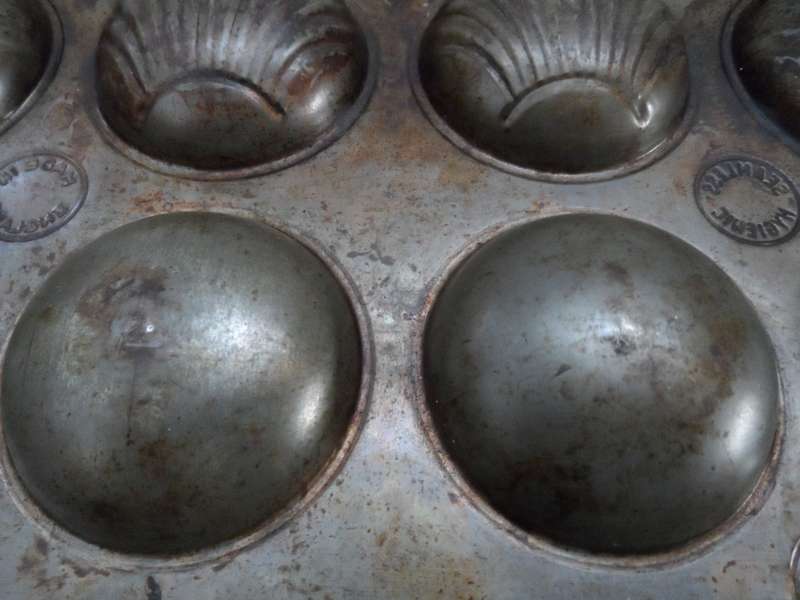 BAKING TRAY, VINTAGE FOR TARTLETS, MINI PASTRIES, BISCUITS 3 DIFFERENT DESIGNS  12 individual moulds