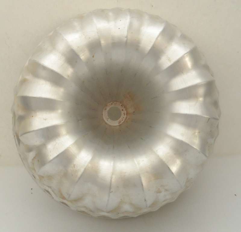 Dr OETKER VINTAGE BUNDT PAN / BAKING MOULD