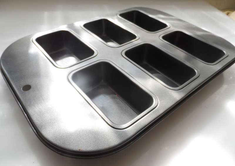 PRESTIGE MINI LOAF PAN , 6 LOAF BAKING PAN