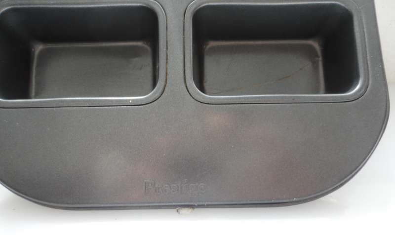 PRESTIGE MINI LOAF PAN , 6 LOAF BAKING PAN