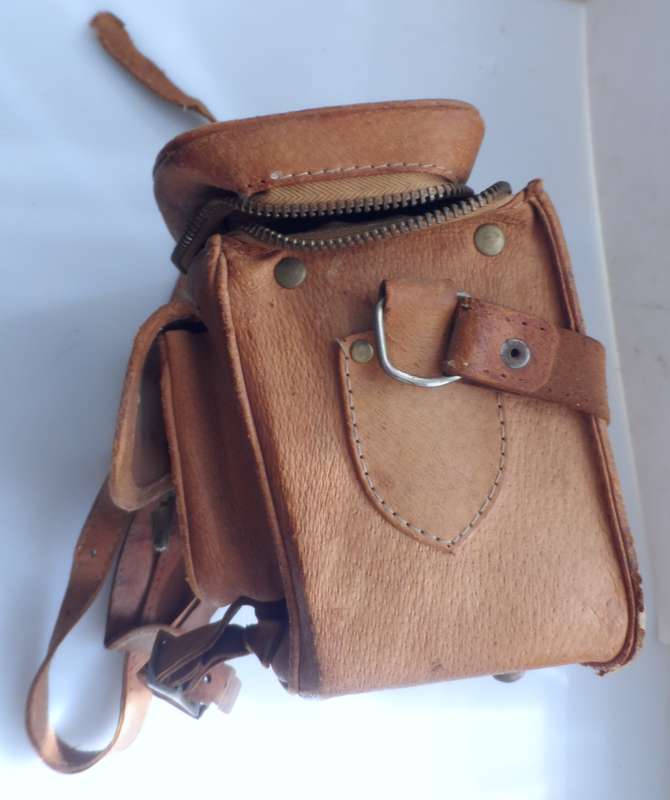 CAMERA SLING STRAP BAG, VINTAGE LEATHER