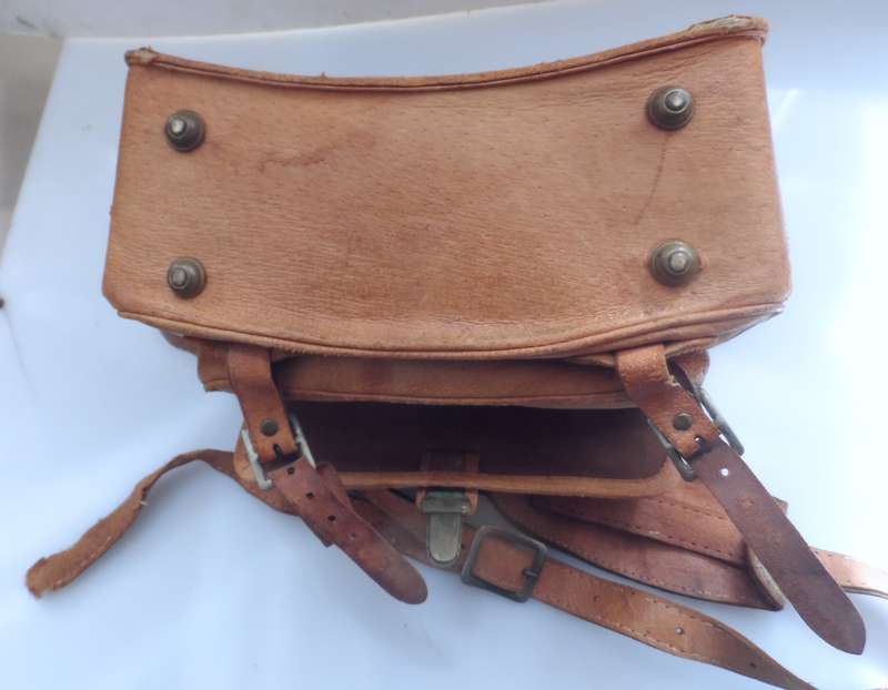 CAMERA SLING STRAP BAG, VINTAGE LEATHER