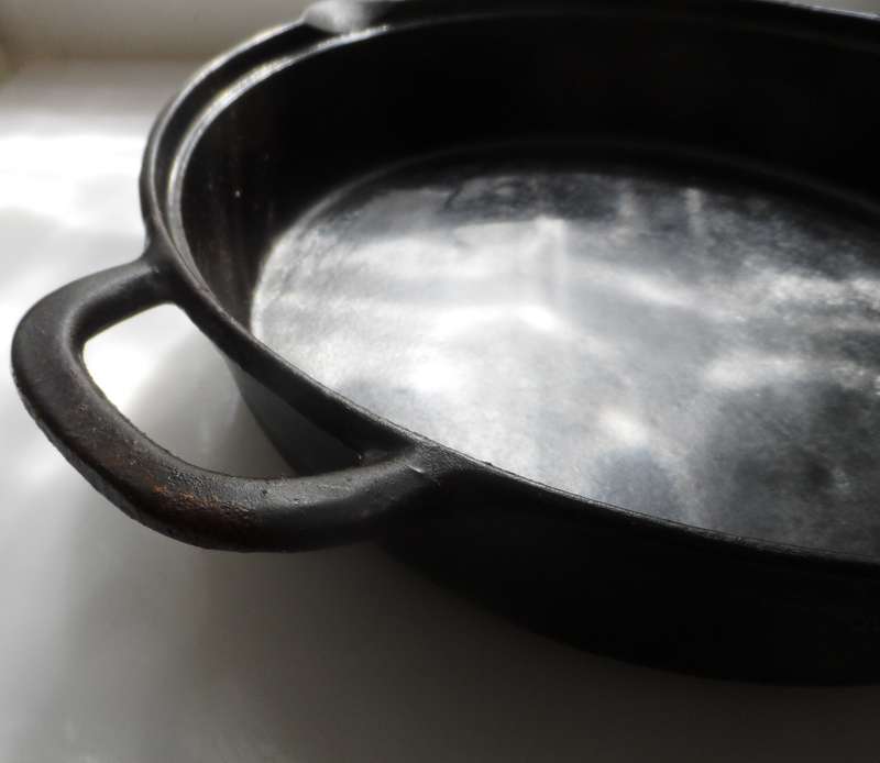 VINTAGE BREVILLE COUNTRY KITCHEN CAST IRON No. 12 SKILLET WTH DOMED , CLOCH STEAM LID