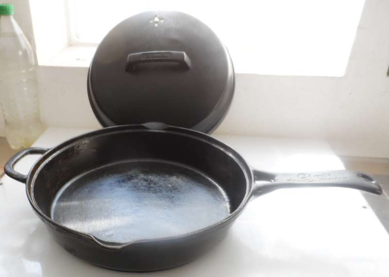 VINTAGE BREVILLE COUNTRY KITCHEN CAST IRON No. 12 SKILLET WTH DOMED , CLOCH STEAM LID