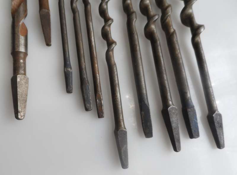 VINTAGE SQUARED SHANK, AUGER DRILL BITS, TWIST BIT , AND ROSE BIT, FOR HAND BRACE in good working or