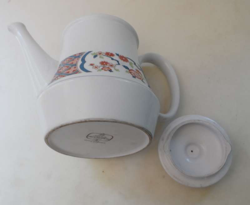 NORITAKE PROGRESSION CHINA ' MING GARDEN LIDDED TEA / COFFEE POT  No 9066.  REPLACEMENT ITEM