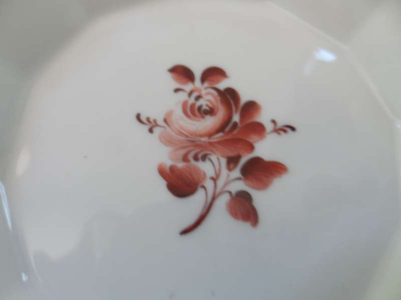 NYMPHENBURG PORZELLAN MANUFAKTUR , TRINKET DISH , new, in original box