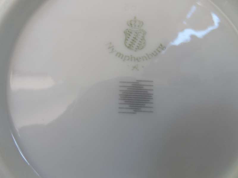 NYMPHENBURG PORZELLAN MANUFAKTUR , TRINKET DISH , new, in original box