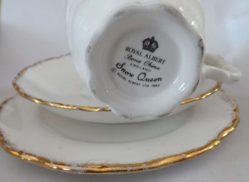 ROYAL ALBERT `SNOW QUEEN  ` TRIO      replacement  item