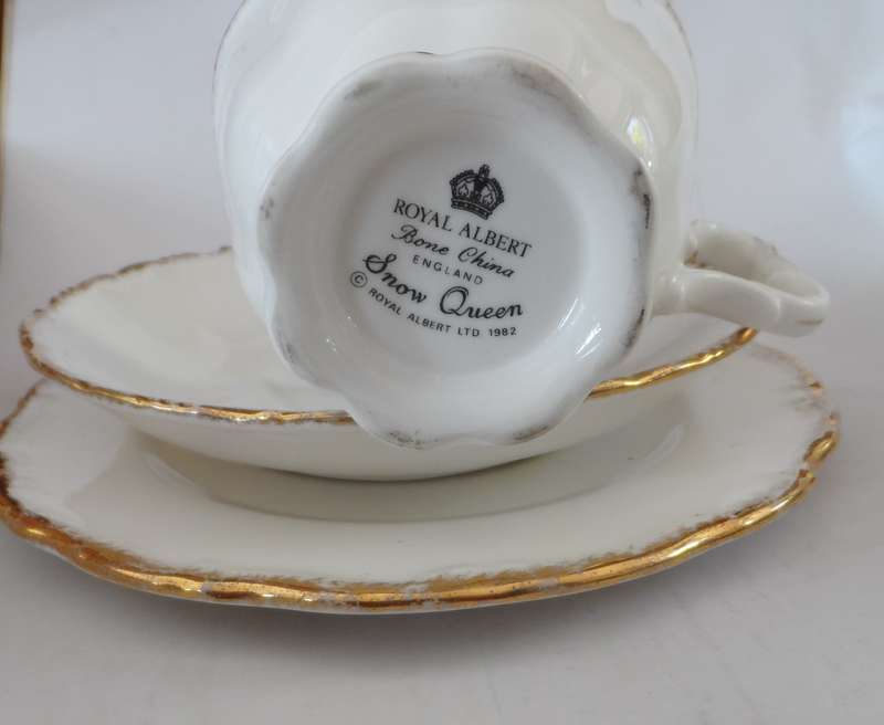 ROYAL ALBERT `SNOW QUEEN  ` TRIO      replacement  item