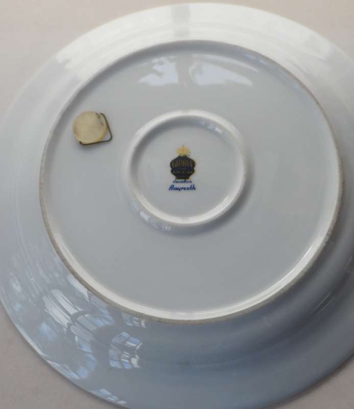 GLORIA PORCELAIN - BAVARIA BAYREUTH CABINET / DISPLAY PLATE  29 cm. diam. 'OLD COACH HOUSE STRATFORD