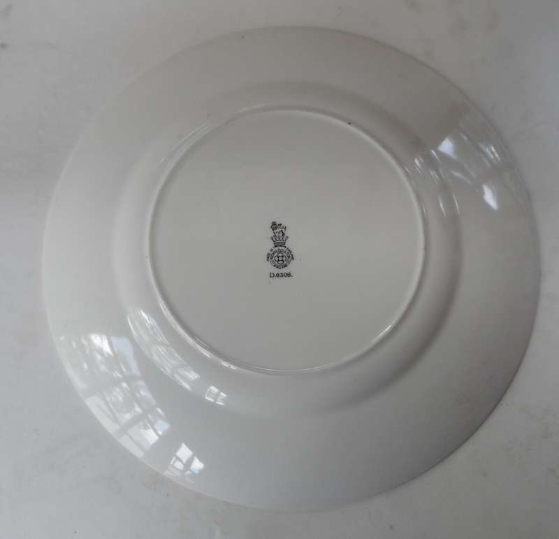 ROYAL DOULTON CABINET / DISPLAY PLATE  design No. D6308  Rochester Castle From the 1932 series