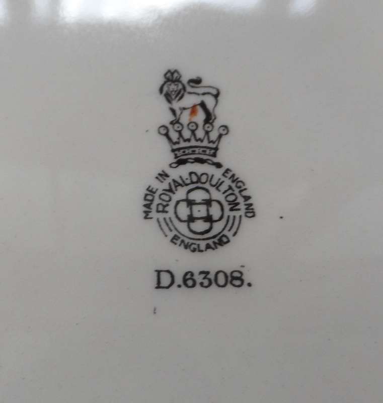 ROYAL DOULTON CABINET / DISPLAY PLATE  design No. D6308  Rochester Castle From the 1932 series