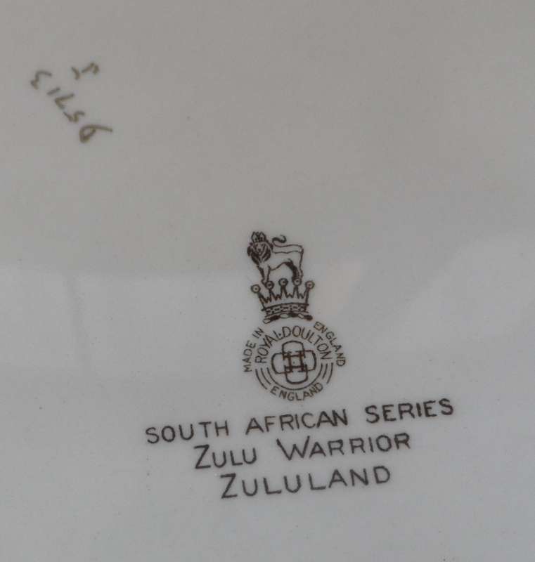 ROYAL DOULTON CABINET / DISPLAY PLATE  AFRICAN SERIES  Design D5713 '  ZULU  WARRIOR  ZULULAND