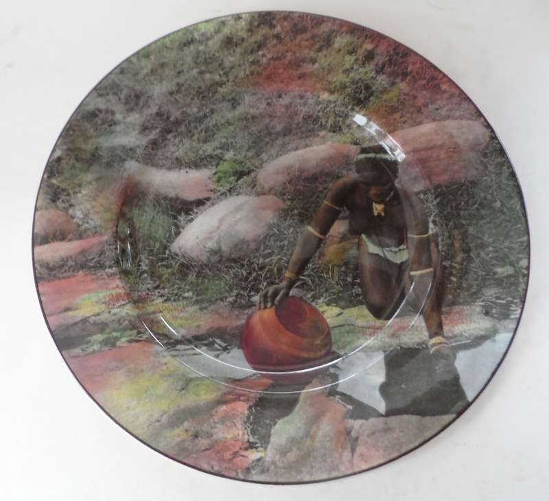 ROYAL DOULTON CABINET / DISPLAY PLATE  AFRICAN SERIES  Design D6383 '  ZULU MAIDEN AT WATERHOLE
