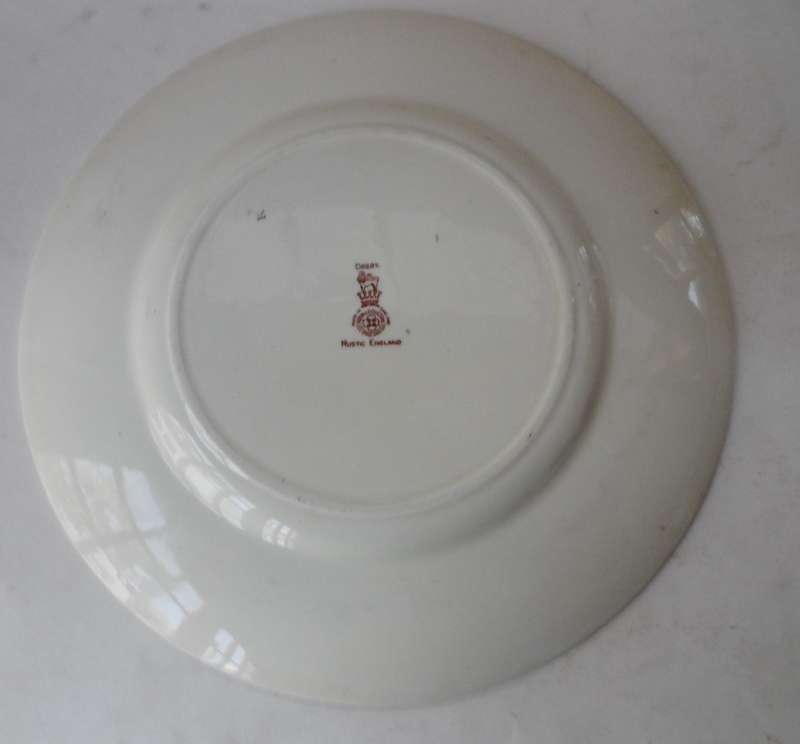 ROYAL DOULTON CABINET / DISPLAY PLATE ' ' RUSTIC  ENGLAND ' design No. D6287