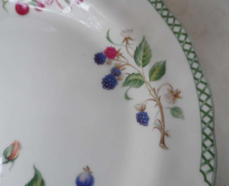 ROYAL DOULTON  DEEP WELLED DINNER PLATES  '  VICTORIAN GARDENS   ' Design TC1176 REPLACEMENT ITEMS
