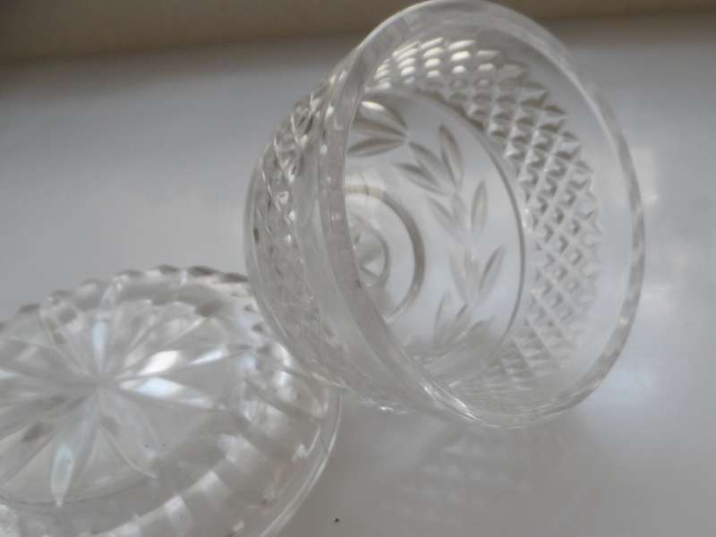 CUT GLASS CRYSTAL LIDDED , BUTTER DISH , with iced water, well rim