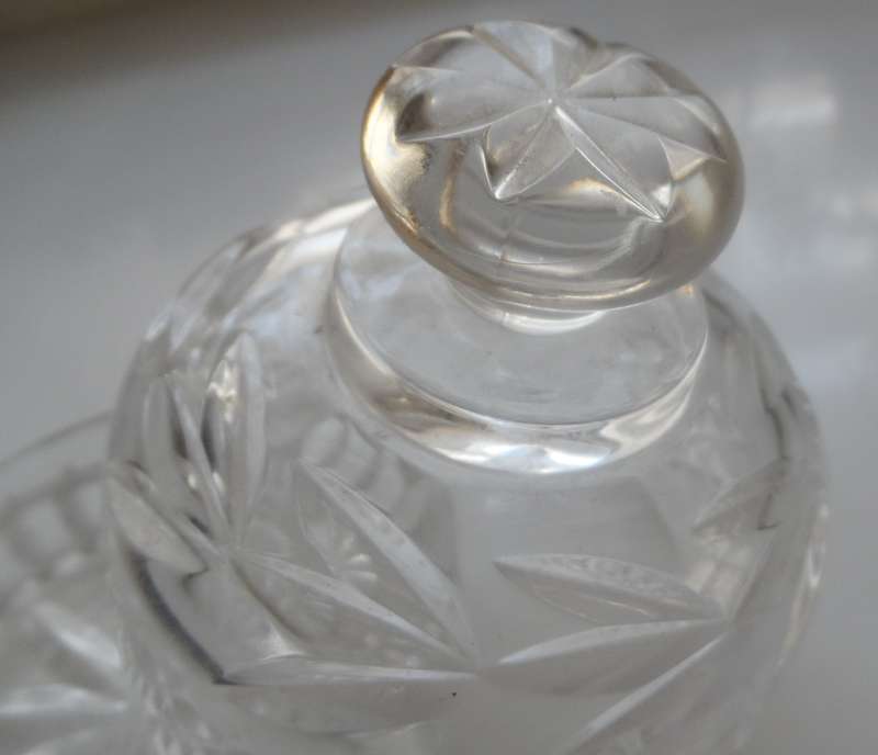 CUT GLASS CRYSTAL LIDDED , BUTTER DISH , with iced water, well rim