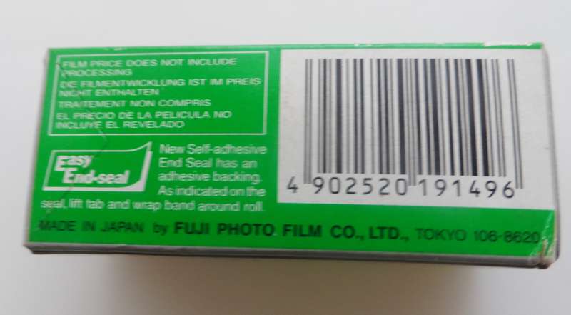 PROVIA FUJICHROME 100F  SUPER FINE GRAIN, DAYLIGHT,  RDP III  120  CR56/E6 EXPIRED FILM 2004-10