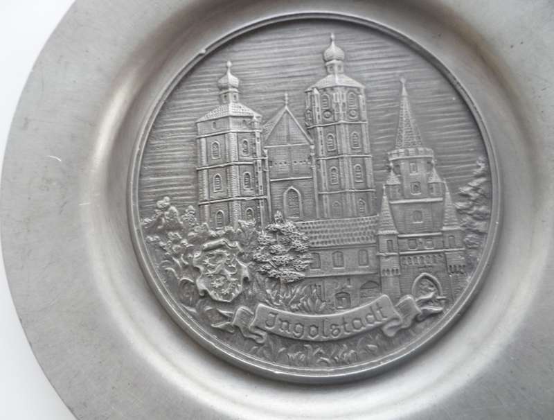 VINTAGE RARE COLLECTIBLE SKS  Zinn 95% GERMAN PEWTER DECORATIVE WALL DISPLAY PLATE  'INGELSTADT '