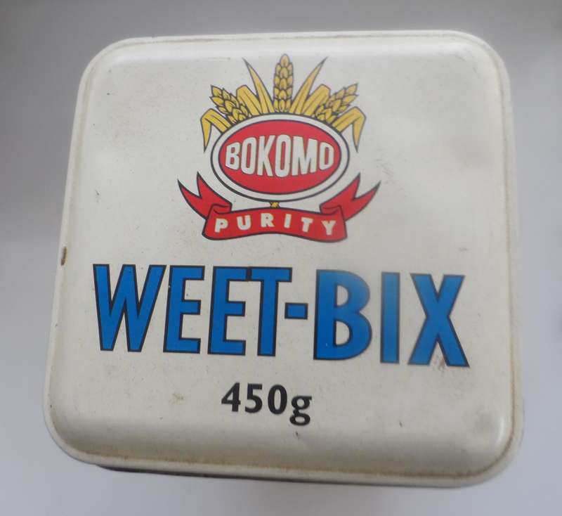 VINTAGE COLLECTIBLE BOKOMO, WEET-BIX ,  LIDDED STORAGE TIN