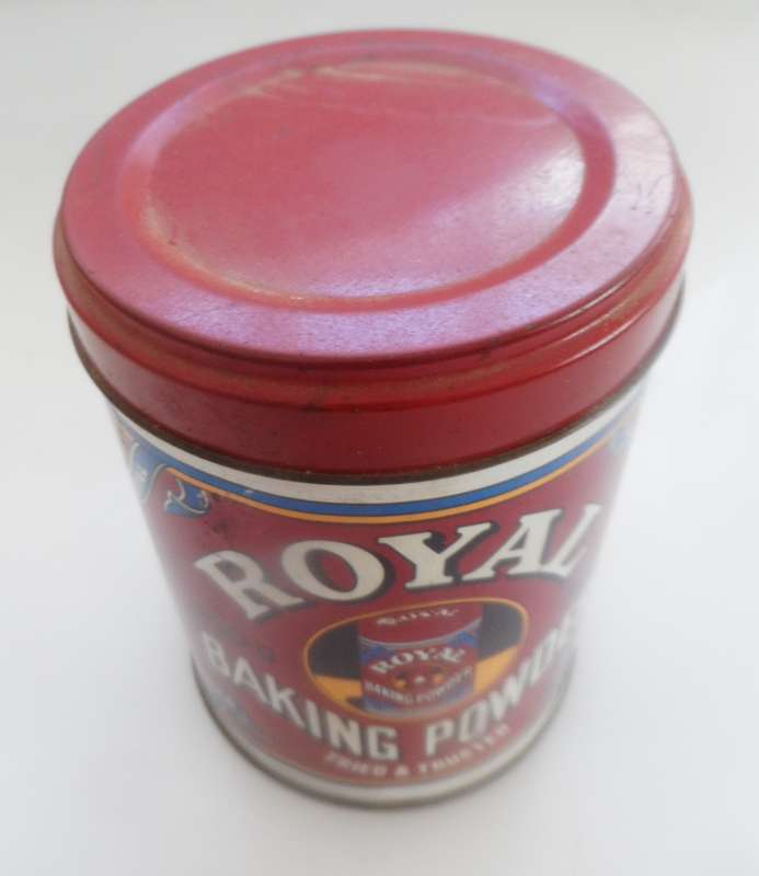 VINTAGE COLLECTIBLE ROYAL-BEECHNUT, ROYAL BAKING POWDER  STORAGE TIN.