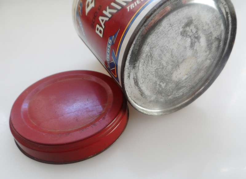 VINTAGE COLLECTIBLE ROYAL-BEECHNUT, ROYAL BAKING POWDER  STORAGE TIN.