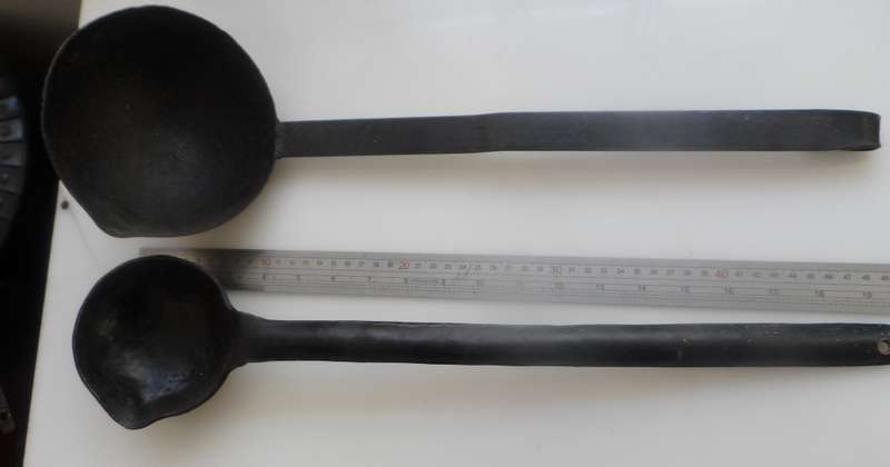 SOLID CAST IRON ,2 x LADLES ,VINTAGE CAST , for smelting, wax , lead pouring, blacksmithing