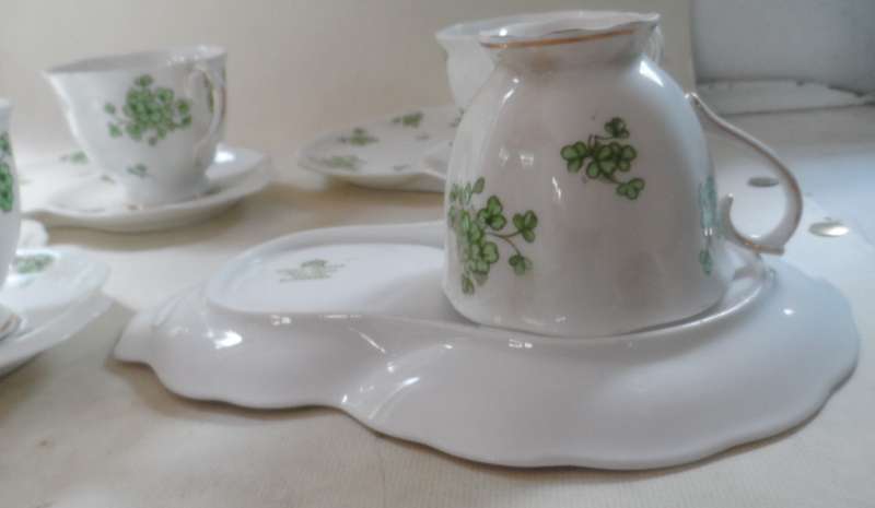 ROYAL ALBERT TENNIS TRIOS SNACK PLATE, CUP & SAUCER COMBO. ' SHAMROCK '  SET OF 4 TRIOS as new