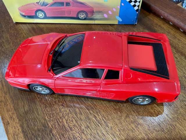 1980'S Ferrari shaped AM battery operated radio model car