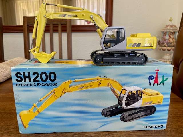 SUMITOMO - Hydraulic Excavator 1:40 scale