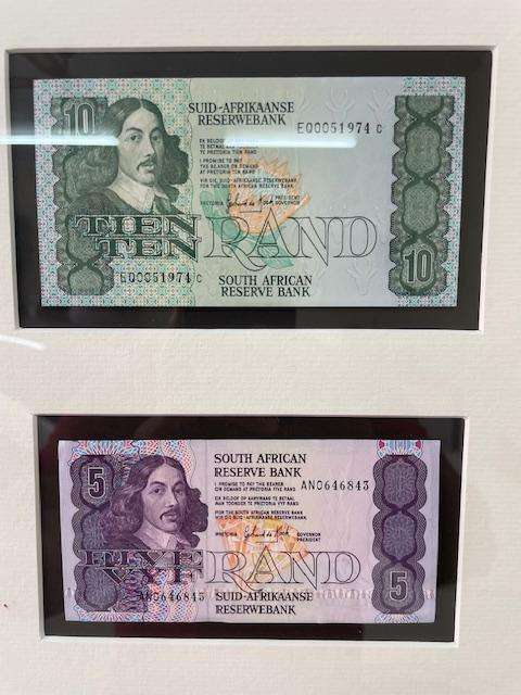 Framed set of uncirculated GPC De Kock bank notes