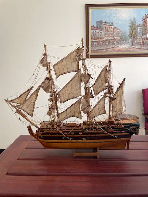 Wooden model ship, very detailed - For restoration