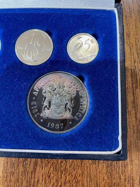 1987 South African Proof set - With Silver R1