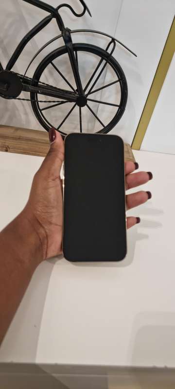 Apple iPhone 14 Pro 256GB | *Excellent Condition* *Boxed*Complete*