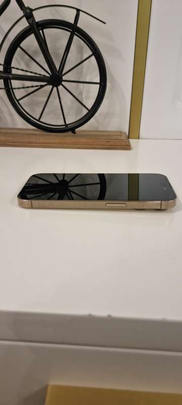 Apple iPhone 14 Pro 256GB | *Excellent Condition* *Boxed*Complete*